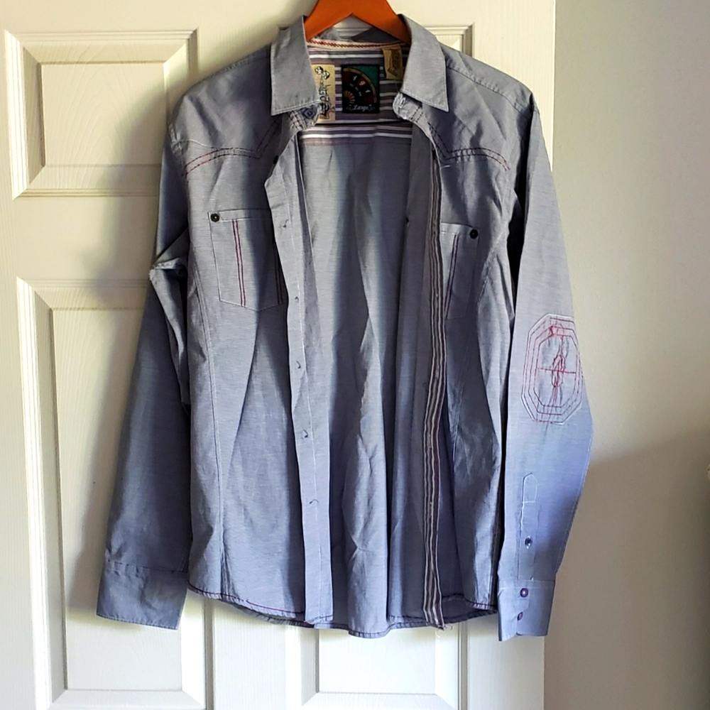 191 Unlimited L Button Up Excellent Condition